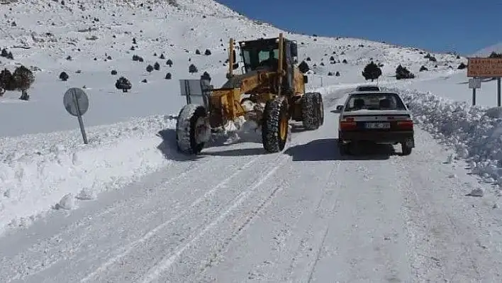 Kar kalınlığı 80 santimetreye yaklaştı