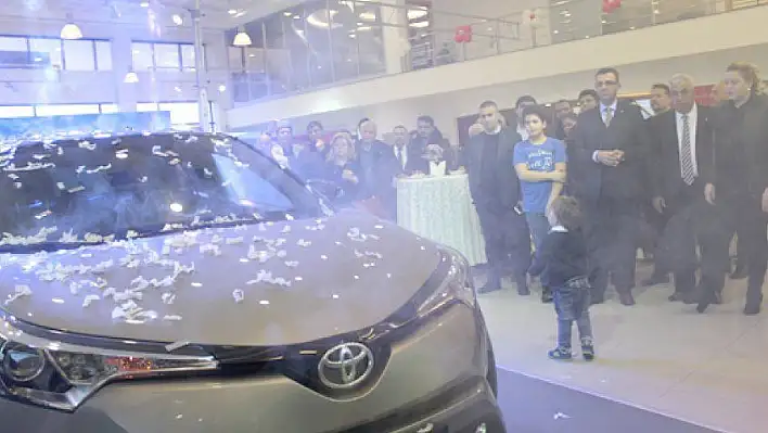 Toyota C-HR Kayserili otomobil tutkunlarıyla ilk kez buluştu