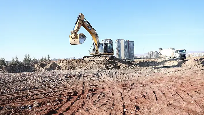 Trafiği rahatlatacak yeni bir alternatif yol