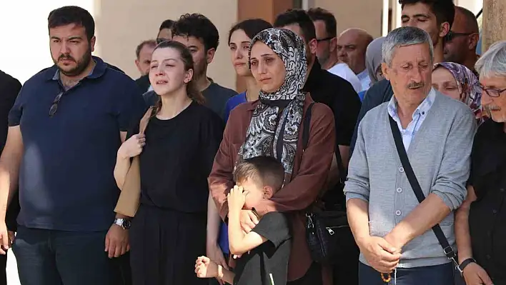 Karaömeroğlu'nun cenazesi törenle Ankara'ya uğurlandı