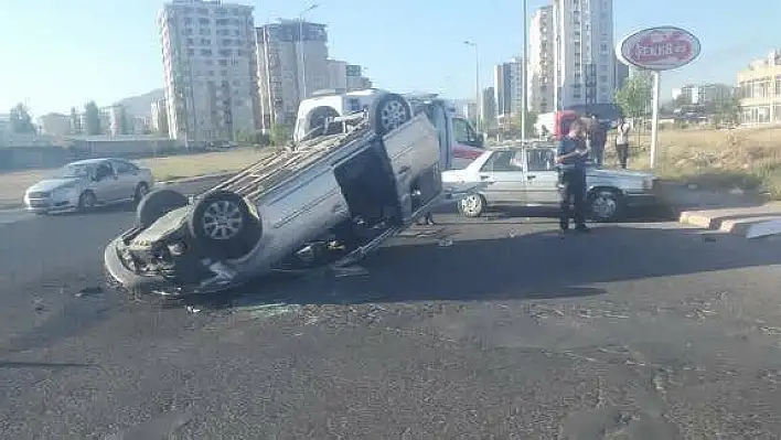 Trafik kazasında 2 kişi yaralandı