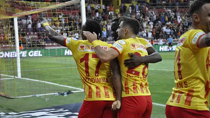 Trendyol Süper Lig: Kayserispor: 1 - Samsunspor: 1 (Maç devam ediyor)