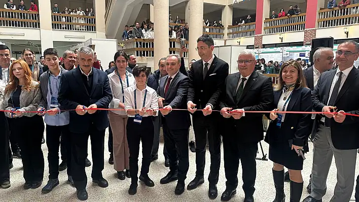 TÜBİTAK'ın genç beyinleri Kayseri'de yarıştı