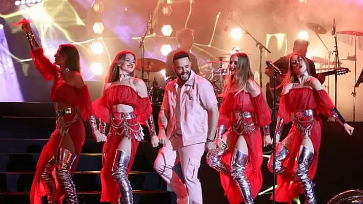 Türk pop müziğin sevilen ismi Kayseri'ye geliyor