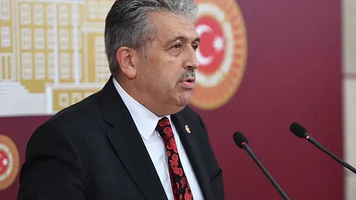 'Türkiye büyük bir badireyi atlatarak demokrasisini korudu'