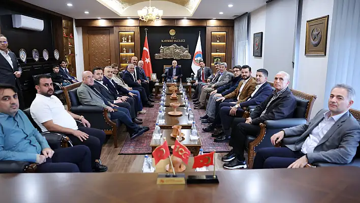 Türkiye'nin konuştuğu Bakan Kayseri'ye geldi