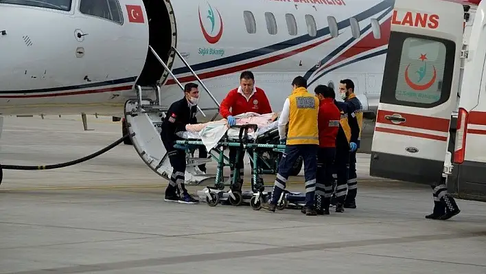 Uçak ambulans Kayseri'deki 2 hasta için havalandı