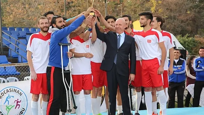 27 ülkenin katıldığı turnuvada dostluk kazandı