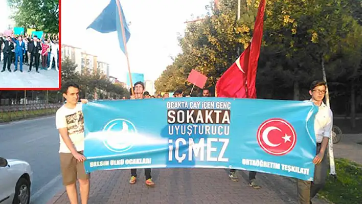 Ülkücü gençler uyuşturucuya karşı yürüdü