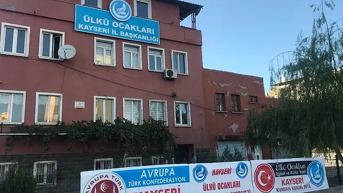 Ülkü Ocakları Kayseri İl Başkanlığı 100 kurban kesti
