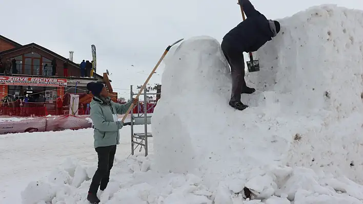 Uluslararası kar heykel festivali Erciyes'te başladı