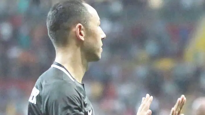 Umut Bulut geçen sezonu egale etti