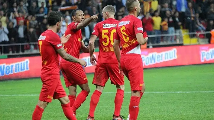 Umut Bulut'un mücadelesi büyük alkış aldı
