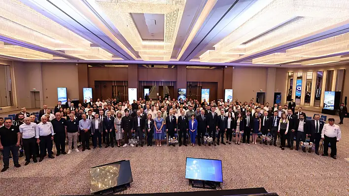 Ünlü firma, bayileri ile Kayseri'de buluştu