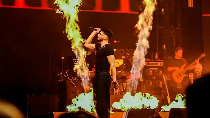 Ünlü şarkıcıdan konser öncesi 'Kayseri' mesajı!