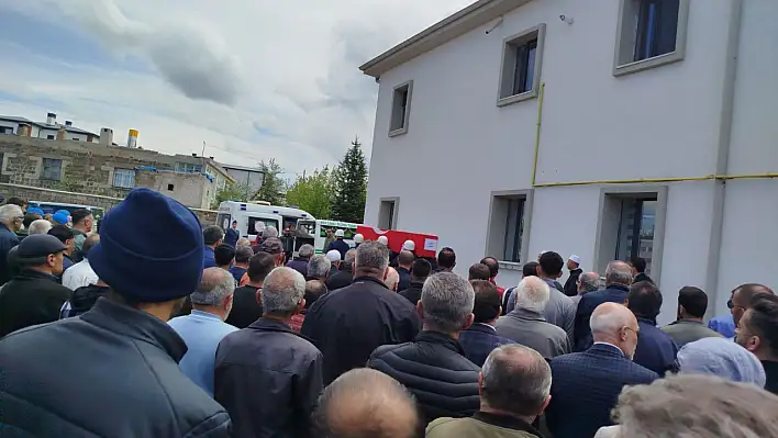 Üsteğmen Alim Polat son yolculuğuna uğurlandı