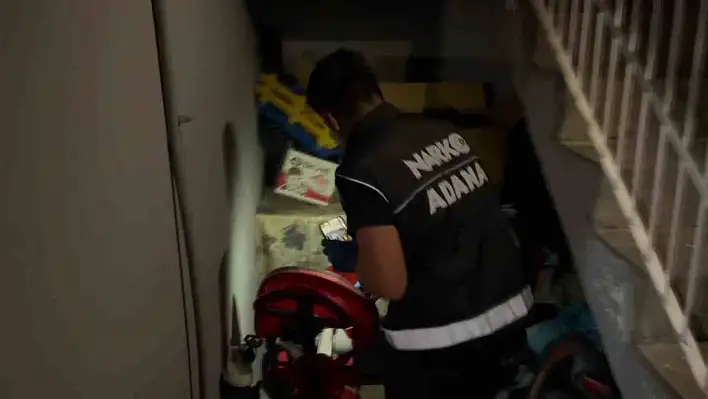 Evin her köşesinden uyuşturucu çıktı! Şüpheli kendini böyle savundu