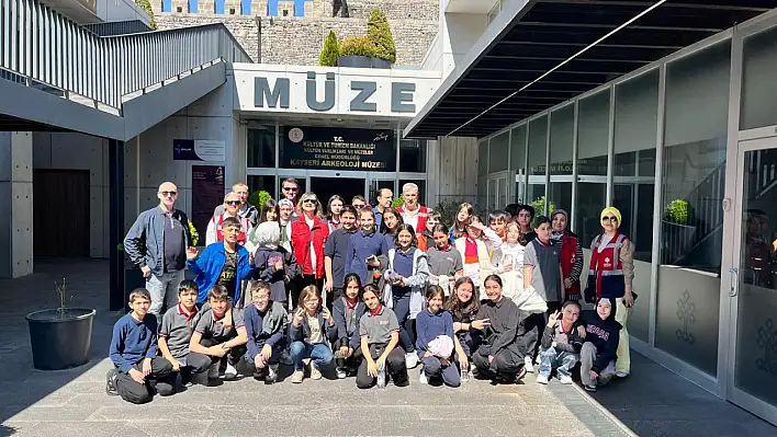 Vakıf kültürü genç nesillere aktarılıyor