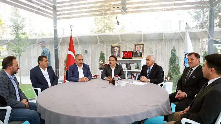 Vali Çiçek'ten tam not
