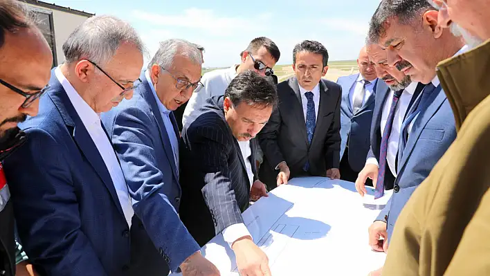 Vali Gökmen Çiçek, bugün Kayseri'de 3'ü tamamladı!