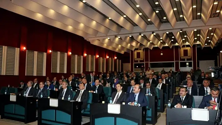 Vali Kamçı: '2018'in ilk 3 ayında 748 proje için 1 milyon 330 milyon TL ödenek ayrıldı'
