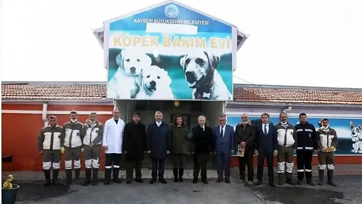 Vali Süleyman Kamçı, Kayseri Geçici Köpek Bakımevinde incelemelerde bulundu