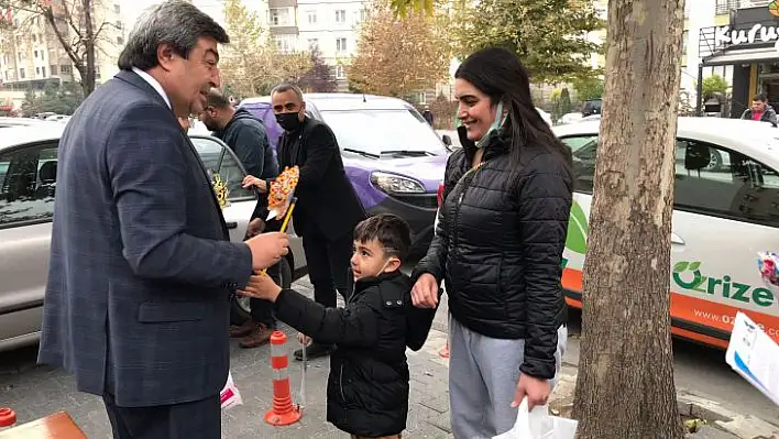 Vatandaş geçim derdinden muzdarip! 'İktidarın gündem değiştirmesine izin vermeyin'