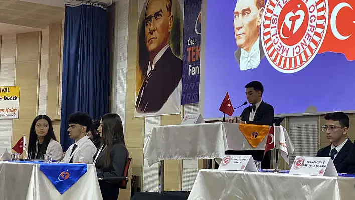Vekiller bu mecliste sadece izleyici oldu