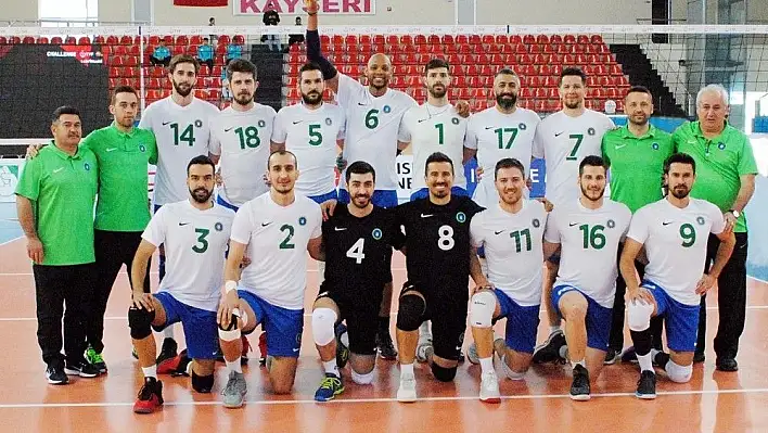 Voleybol 1. Lig Erkekler: Akkuş Belediyespor: 0 - Bursa Büyükşehir Belediyespor: 3