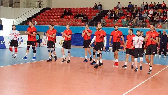 Voleybol 1. Lig Erkekler: Bursa Büyükşehir Belediyespor: 3 - Alanya Belediyespor: 2
