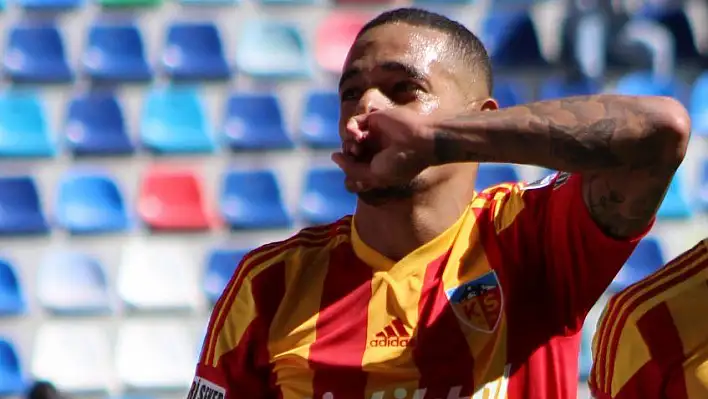 Welliton geldi, ama..