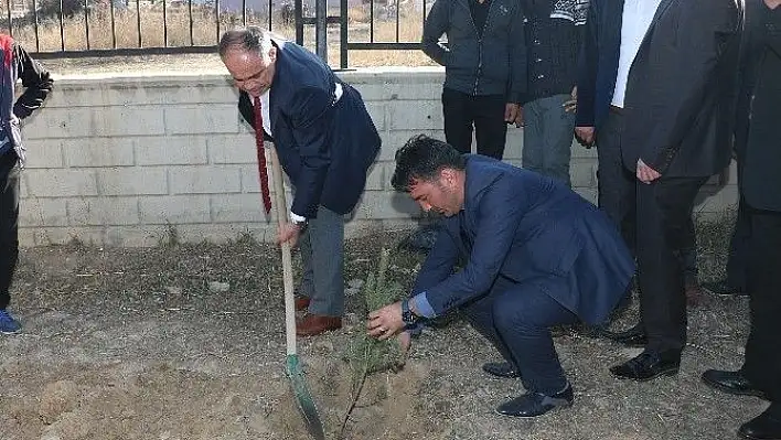 Yahyalı'da öğretmenler günü kutlamaları