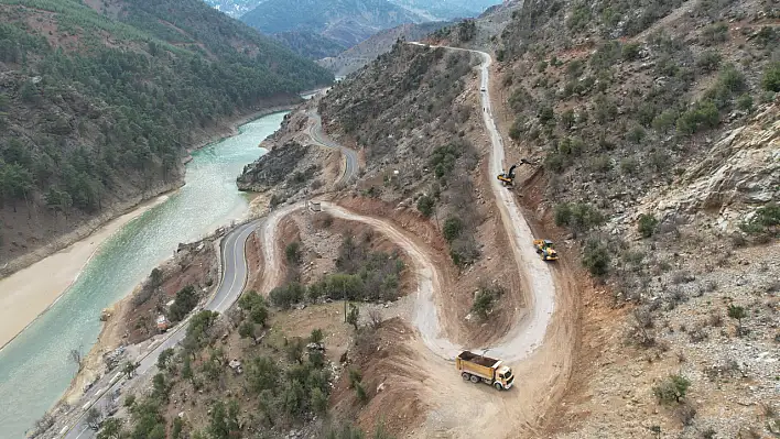 Yahyalı'da yollar daha konforlu hale geliyor