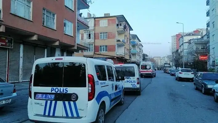 Yalnız yaşayan şahıs evinde ölü bulundu