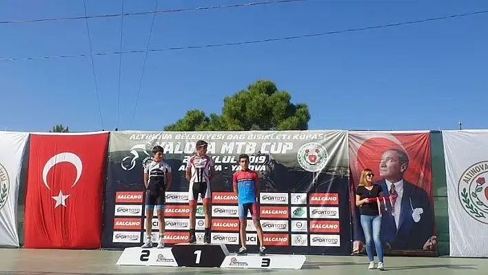 Yalova MTB CUP Dağ Bisikleti Yarışlarından 4 Altın Madalya
