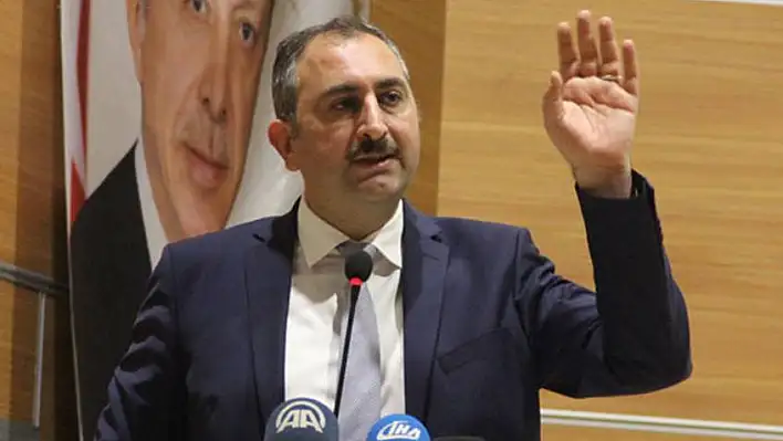 Yeni kabinede Adalet Bakanı Abdülhamit Gül  kimdir? 