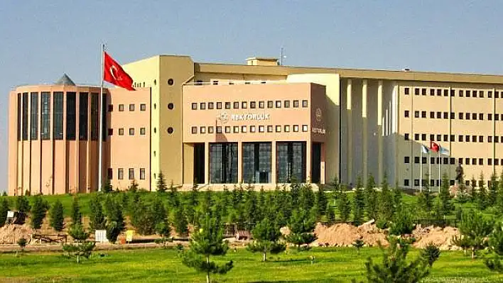 Yeni kurulan Kayseri Üniversitesi'nde kimler, ne görev aldı?