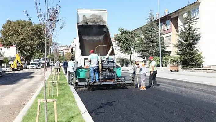 Keykubat Mahallesi'nde asfalt çalışması devam ediyor