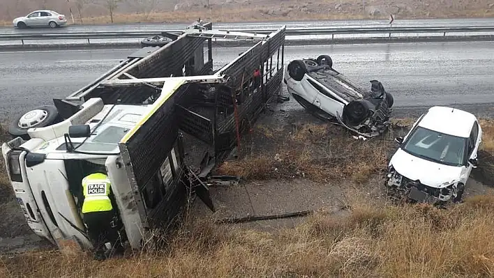 Yeşilhisar'da kaza: 2 yaralı