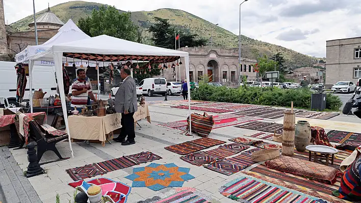 Yılın ilk pazarı açılıyor