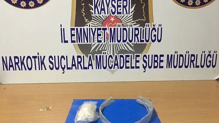 Yolcu otobüsünde uyuşturucu ele geçirildi