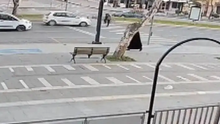 Yaya geçidinde korkunç kaza