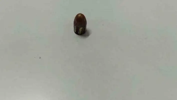 İş yerine yorgun mermi isabet etti