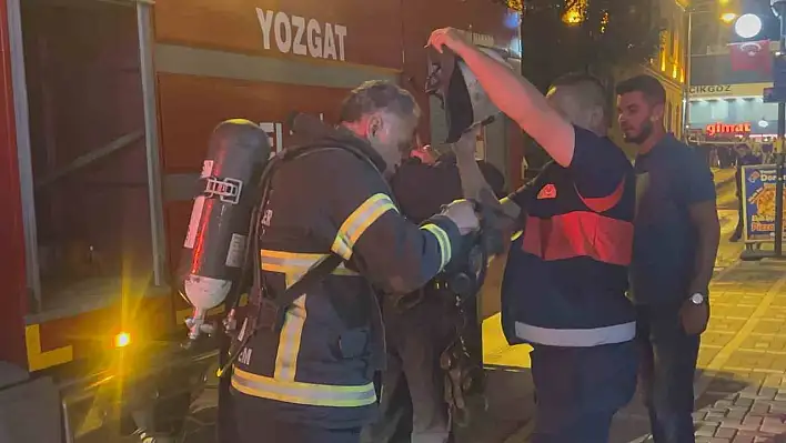 Yozgat'ta iş yerinin mutfak bölümünde çıkan alevler kullanılamaz hale getirdi