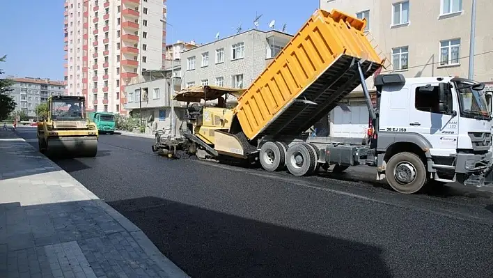 Yunus Emre ile Mevlana Caddesi yenileniyor