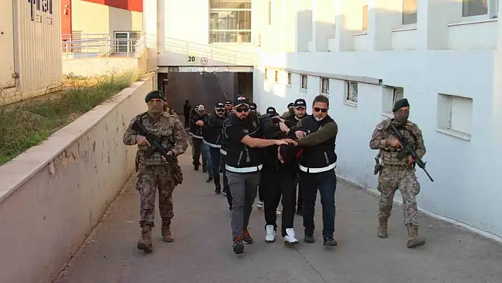 'Bayğaralar' çetesinin firarileri ve onlara yardım eden 7 şahıs tutuklandı