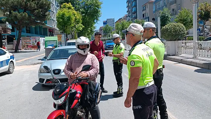 Yüzlerce araç trafikten men edildi