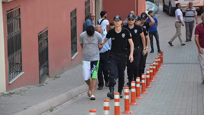 Zehir Tacirleri Hakim karşısında