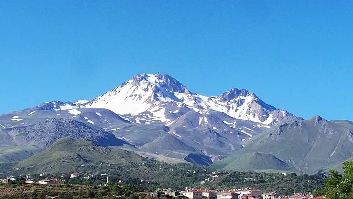 Zirve tırmanışı için kayıtlar başladı