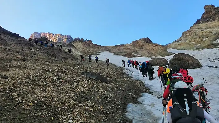 Zirve tırmanışına Başkan da katıldı